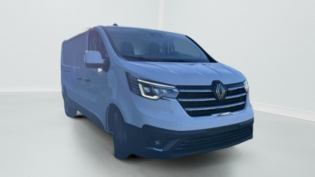 364973_p2 - RENAULT - TRAFIC - 2026