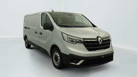 373313_p2 - RENAULT - TRAFIC - 2025