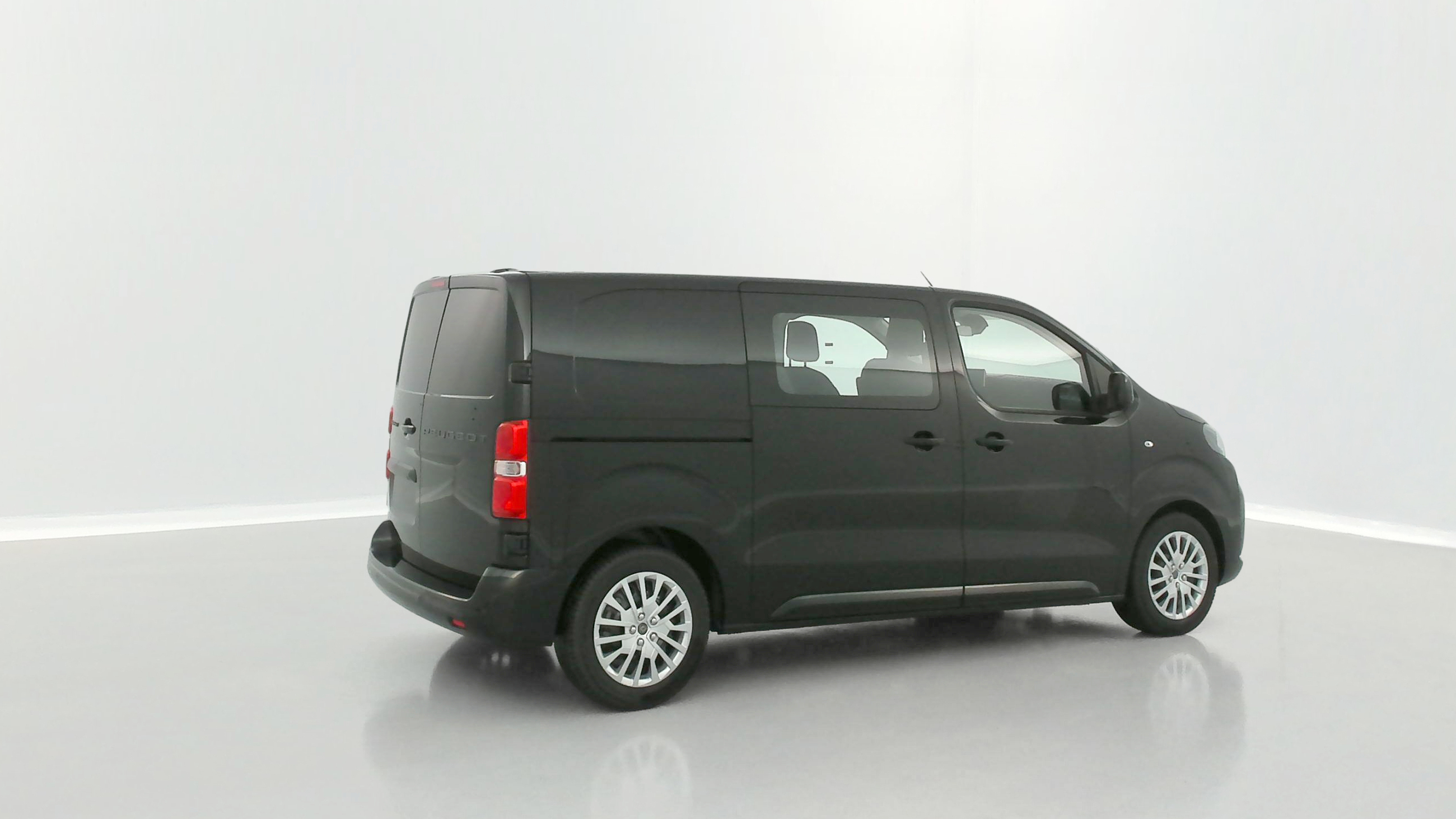 GLI00010257_p53 - PEUGEOT - EXPERT CA - 2025 - photo 22