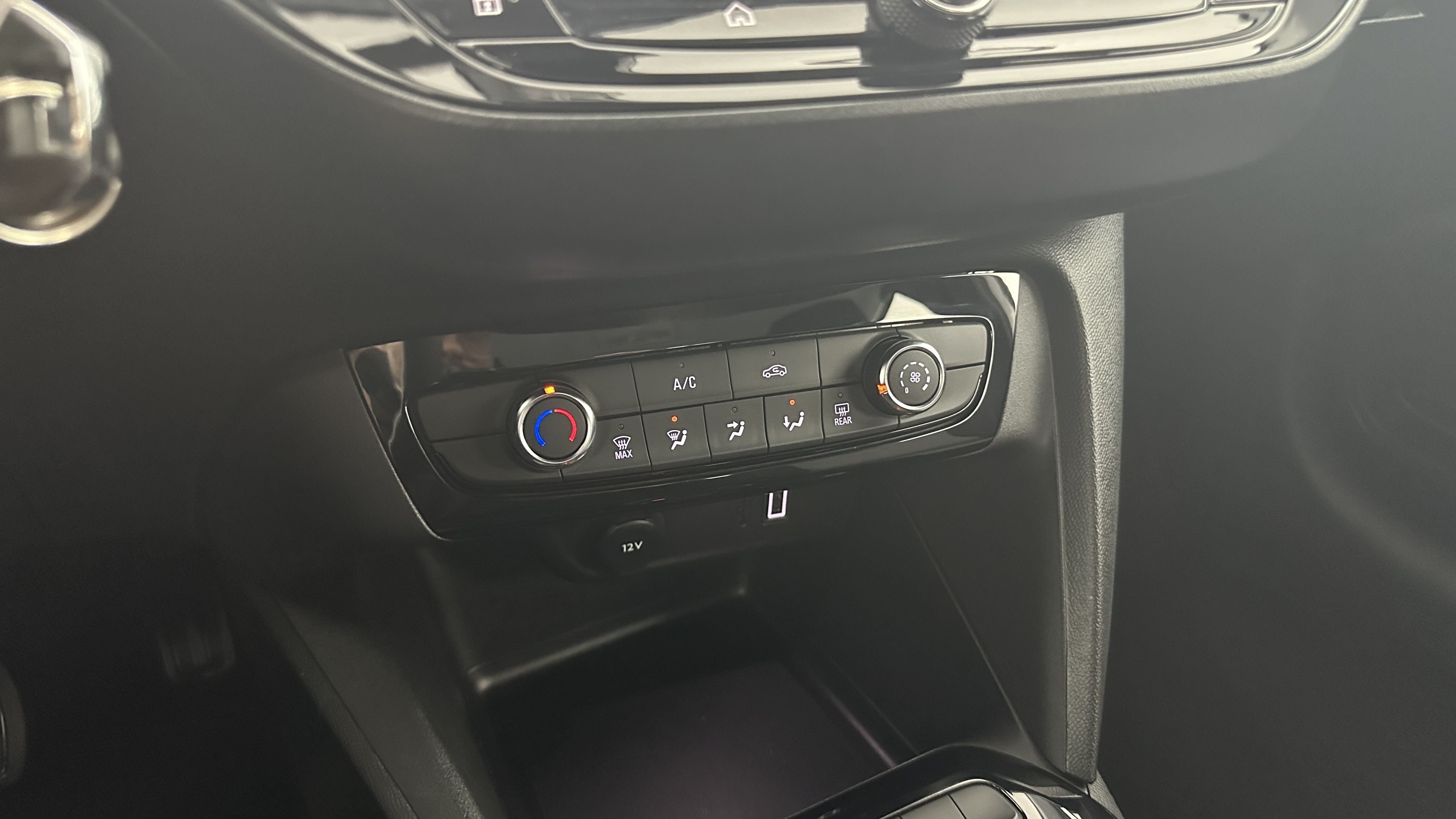 GLI00021501_p53 - OPEL - CORSA - 2024 - photo 20