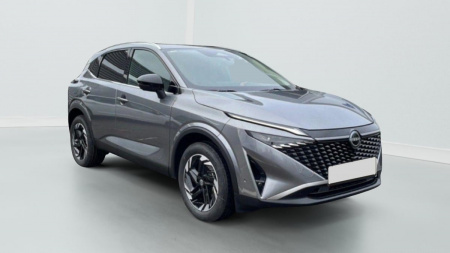 381102_p2 - NISSAN - QASHQAI - 2025