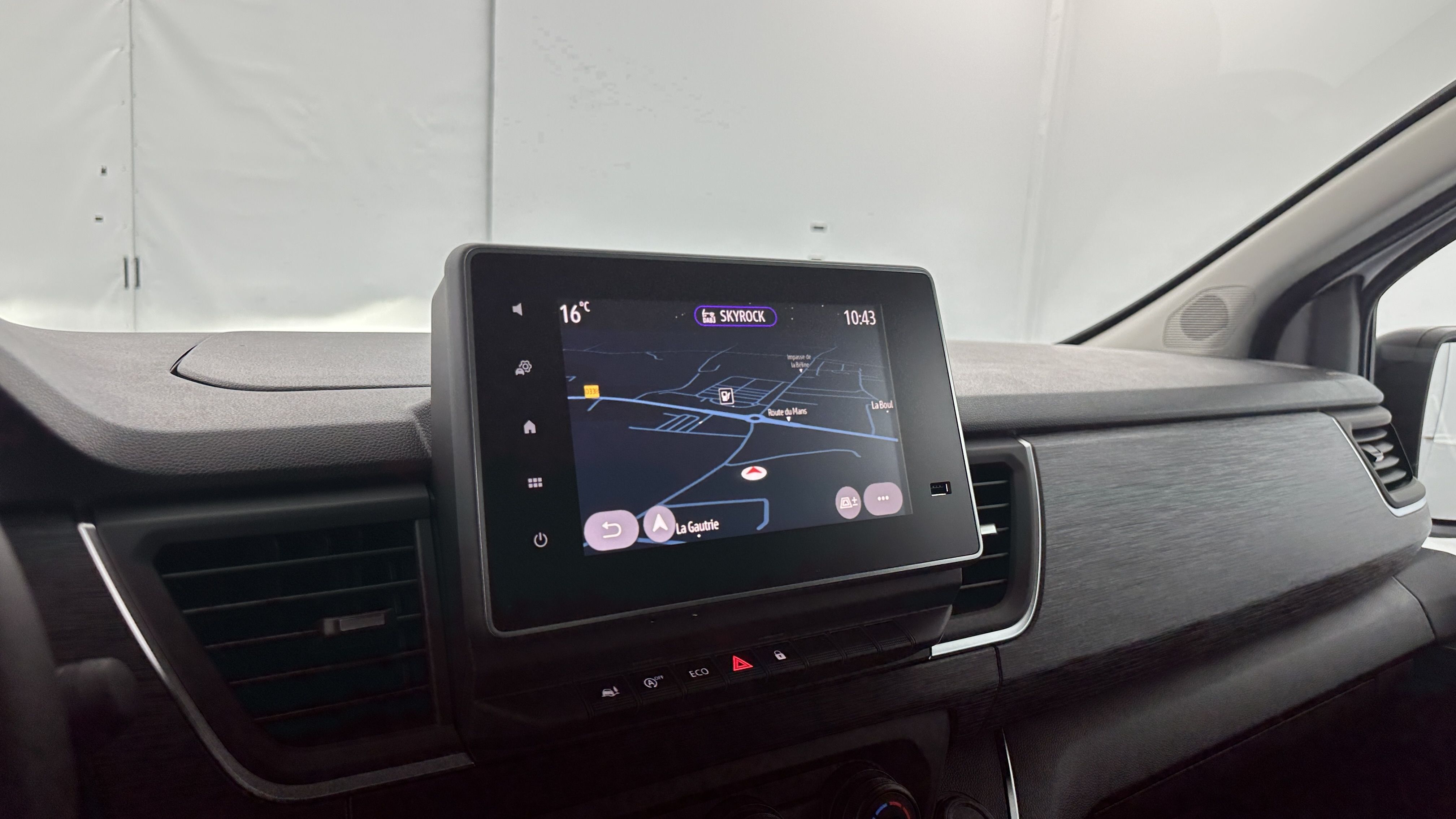 GLI00026545_p53 - RENAULT - TRAFIC - 2025 - photo 11