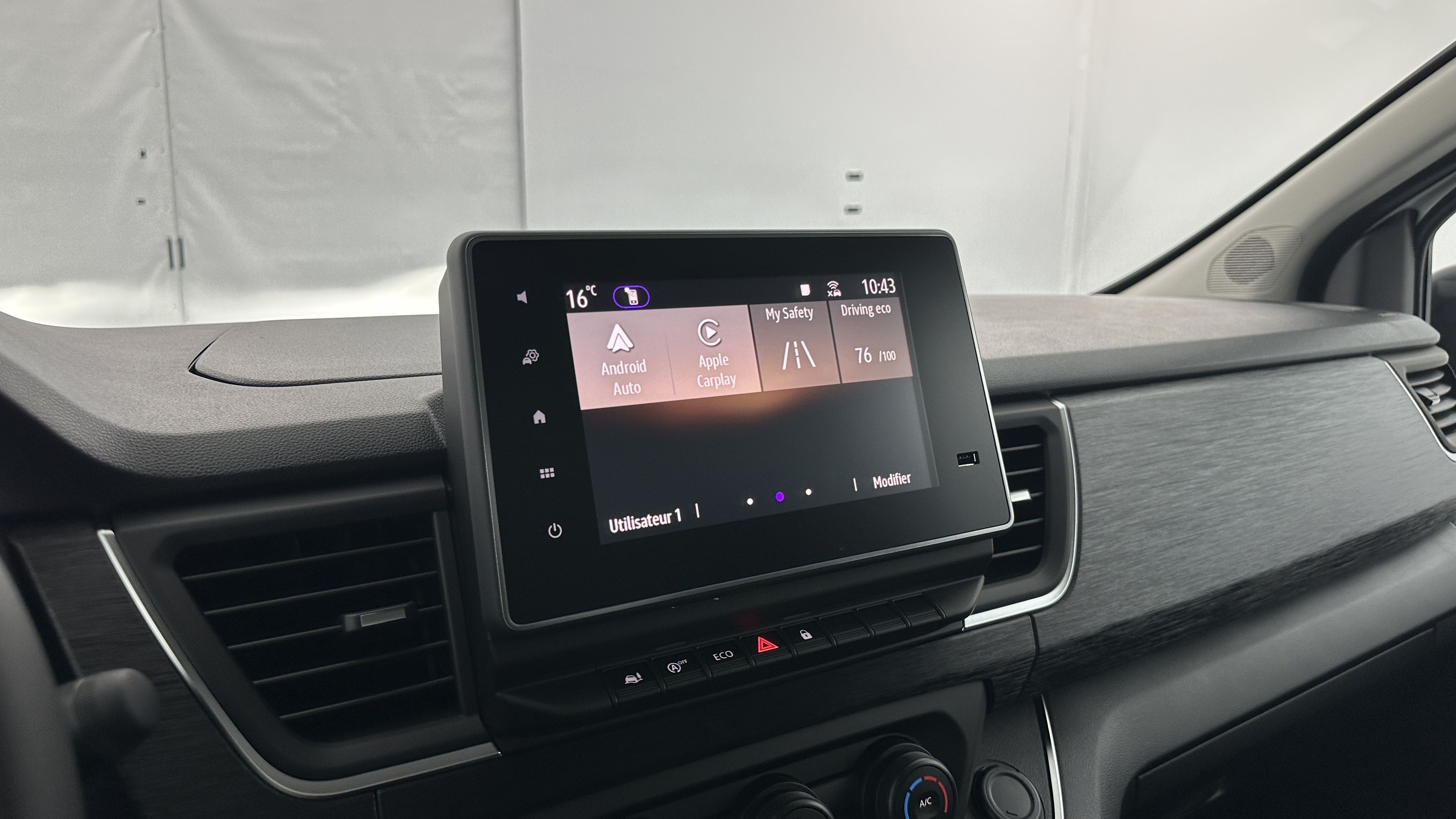 GLI00026545_p53 - RENAULT - TRAFIC - 2025 - photo 13