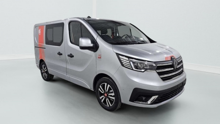 389089_p2 - RENAULT - TRAFIC - 2026