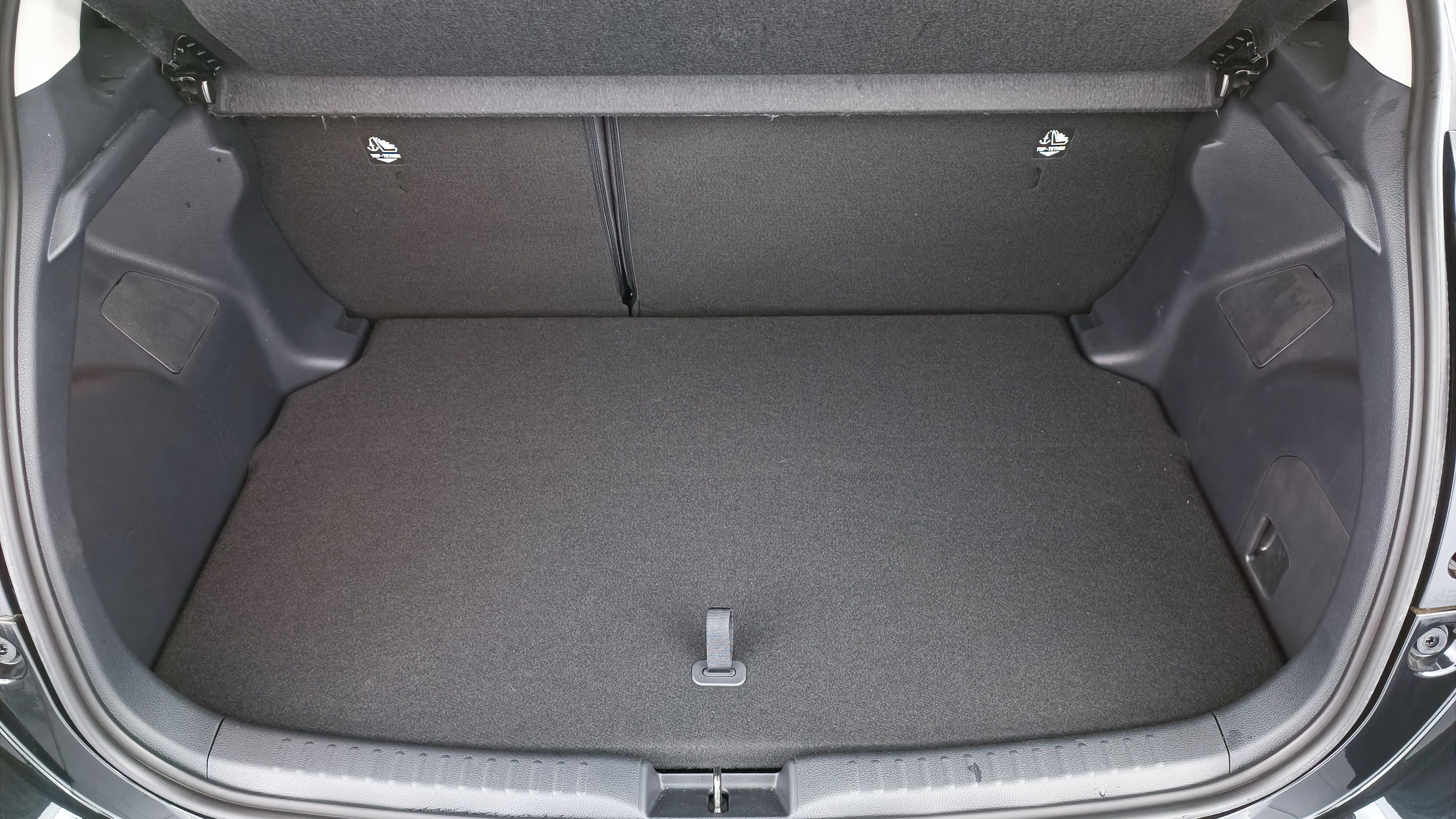 GLI00035398_p53 - TOYOTA - YARIS - 2025 - photo 10