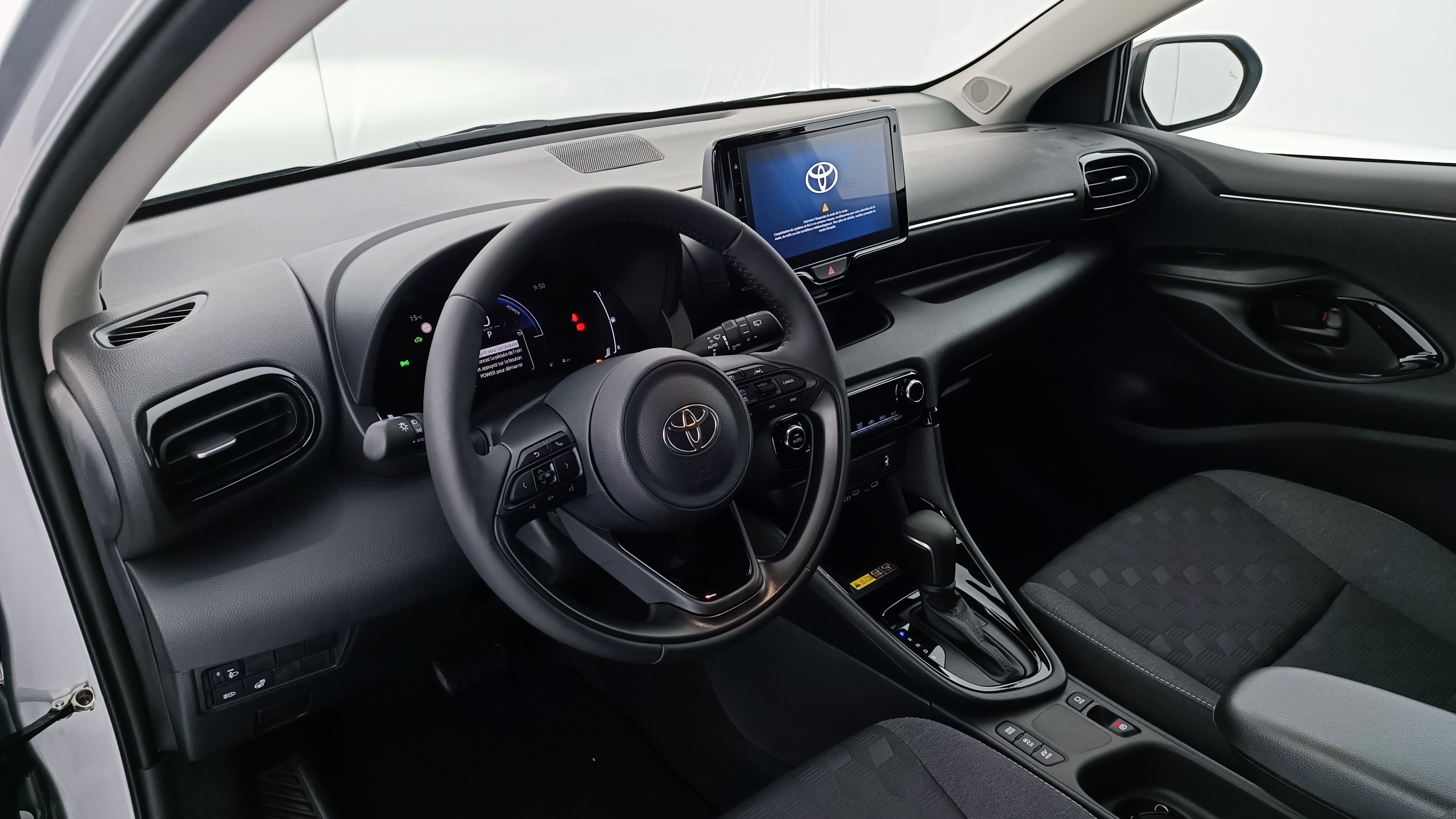 GLI00035391_p53 - TOYOTA - YARIS - 2025 - photo 6