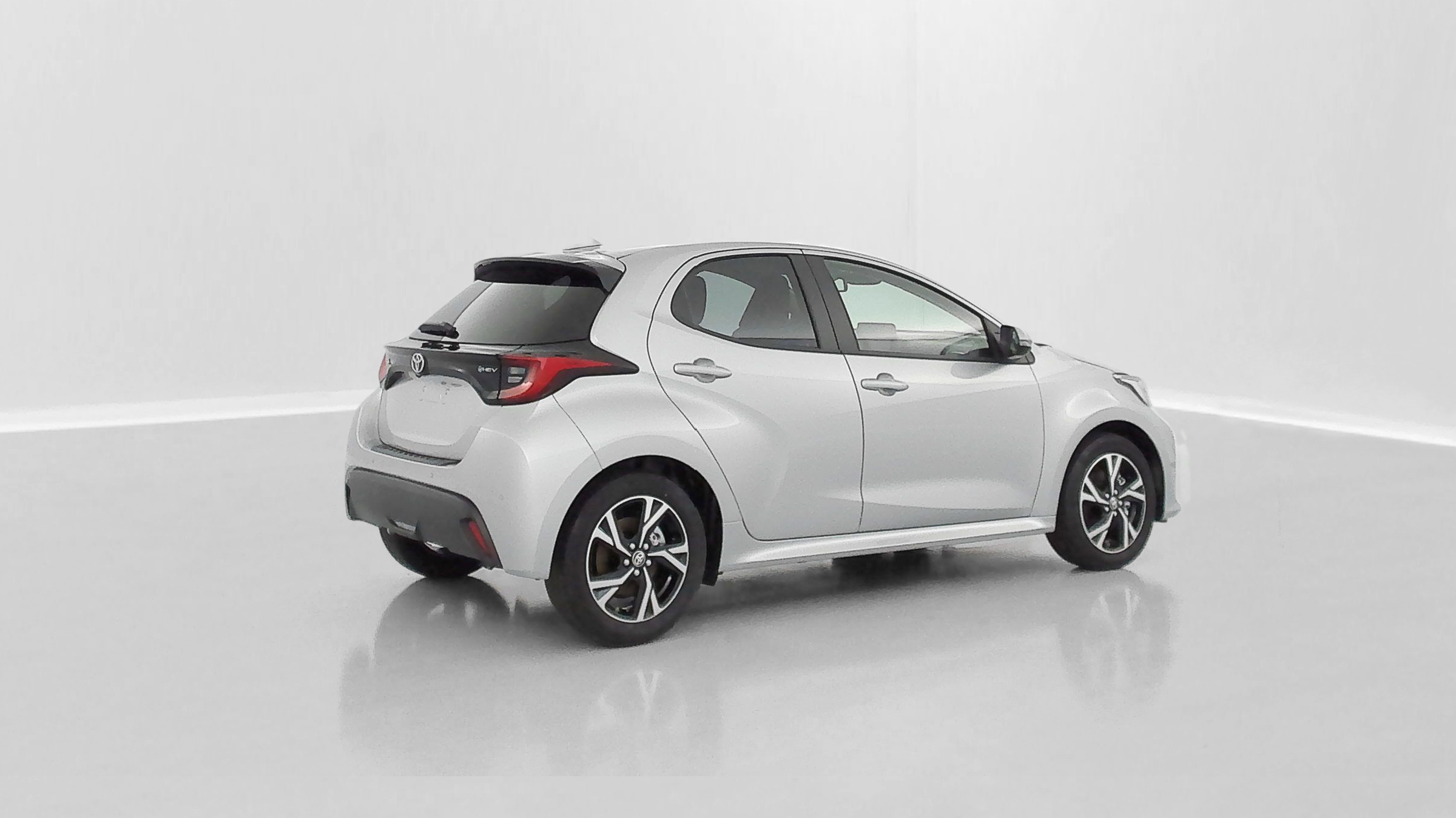 GLI00035392_p53 - TOYOTA - YARIS - 2025 - photo 30