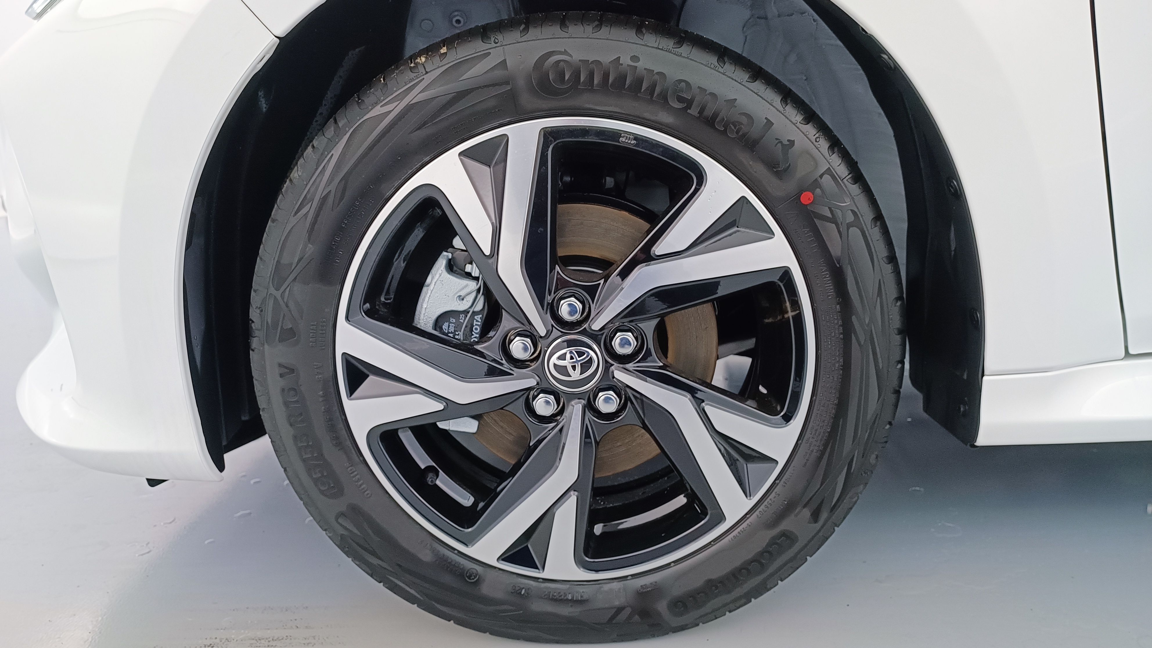 GLI00035394_p53 - TOYOTA - YARIS - 2025 - photo 12