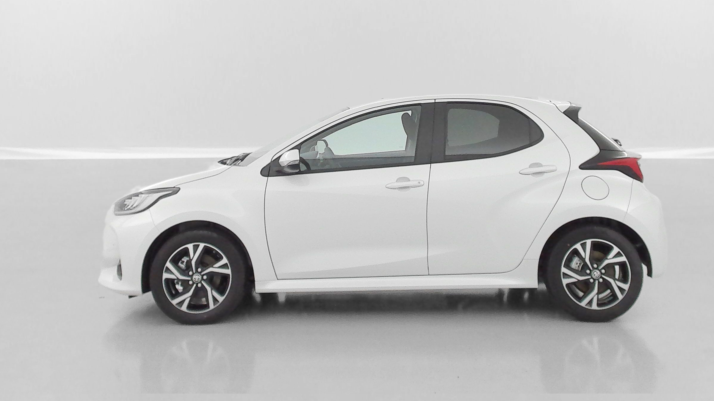 GLI00035389_p53 - TOYOTA - YARIS - 2025 - photo 4