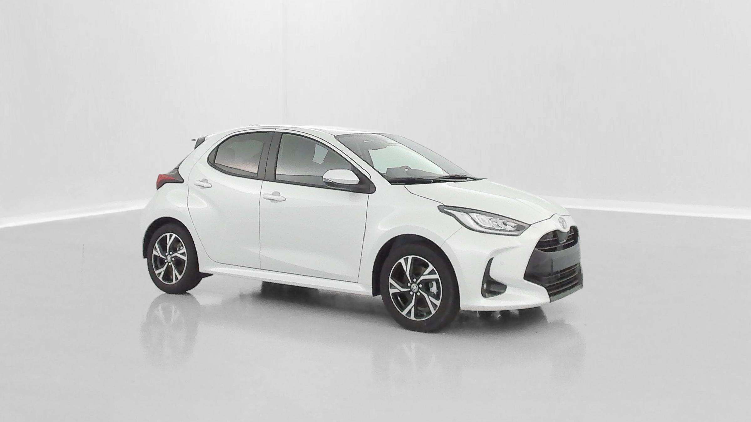 GLI00035384_p53 - TOYOTA - YARIS - 2025 - photo 30