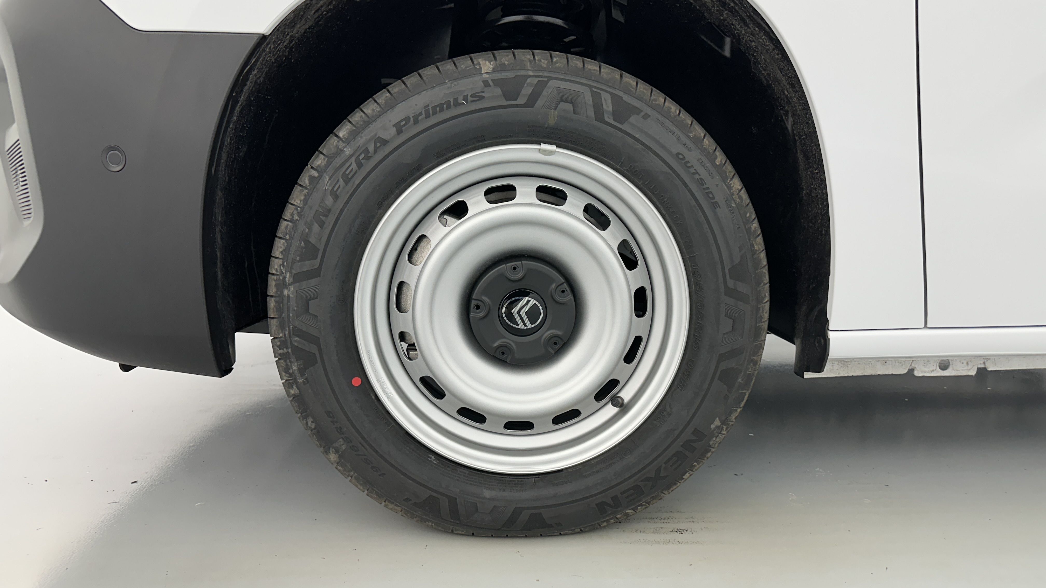 GLI00017535_p53 - CITROEN - BERLINGO - 2025 - photo 10