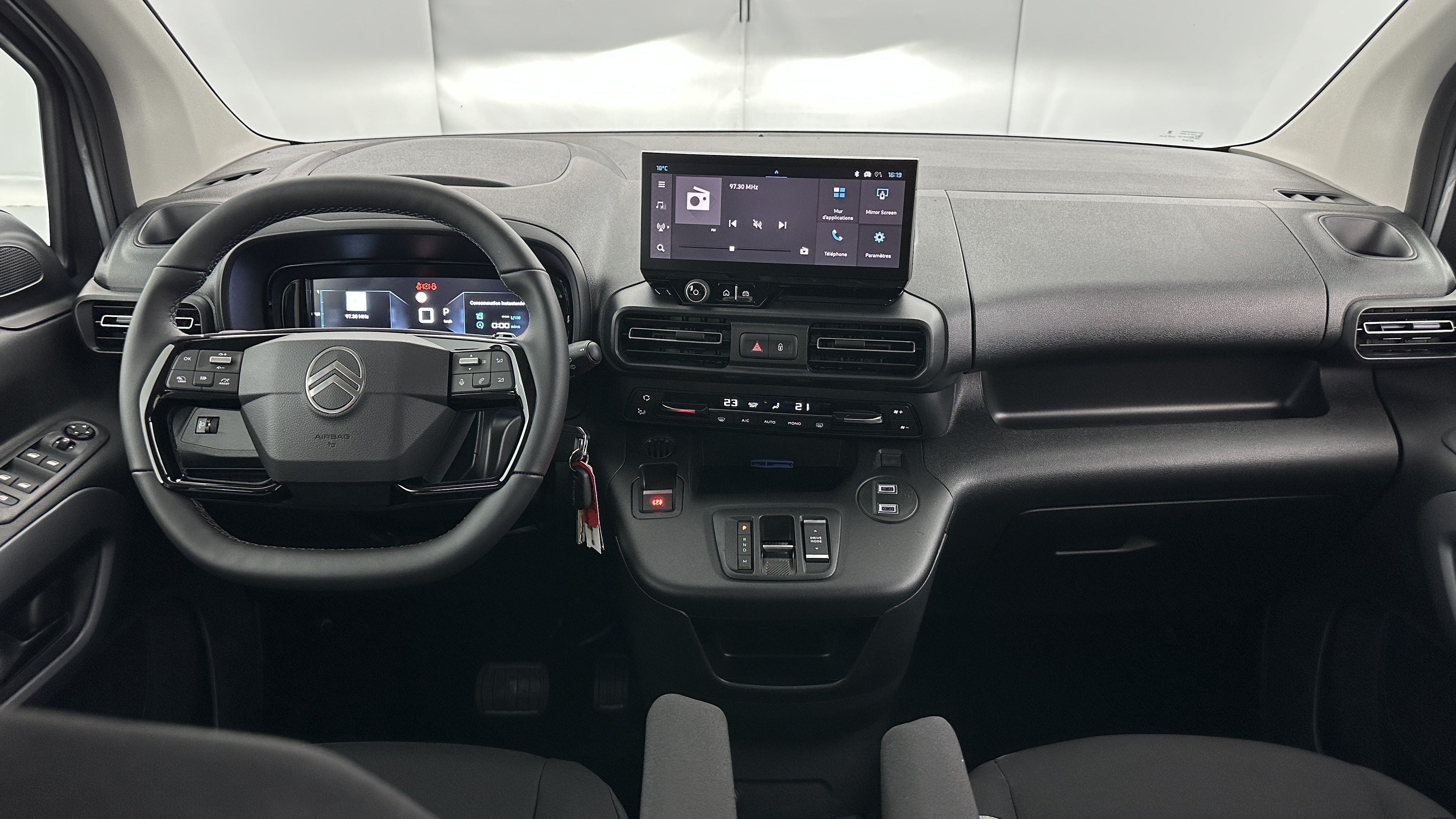 GLI00035032_p53 - CITROEN - BERLINGO - 2025 - photo 7