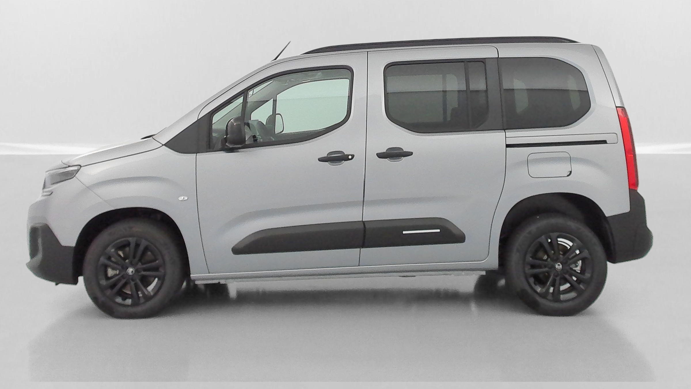 GLI00035030_p53 - CITROEN - BERLINGO - 2025 - photo 4