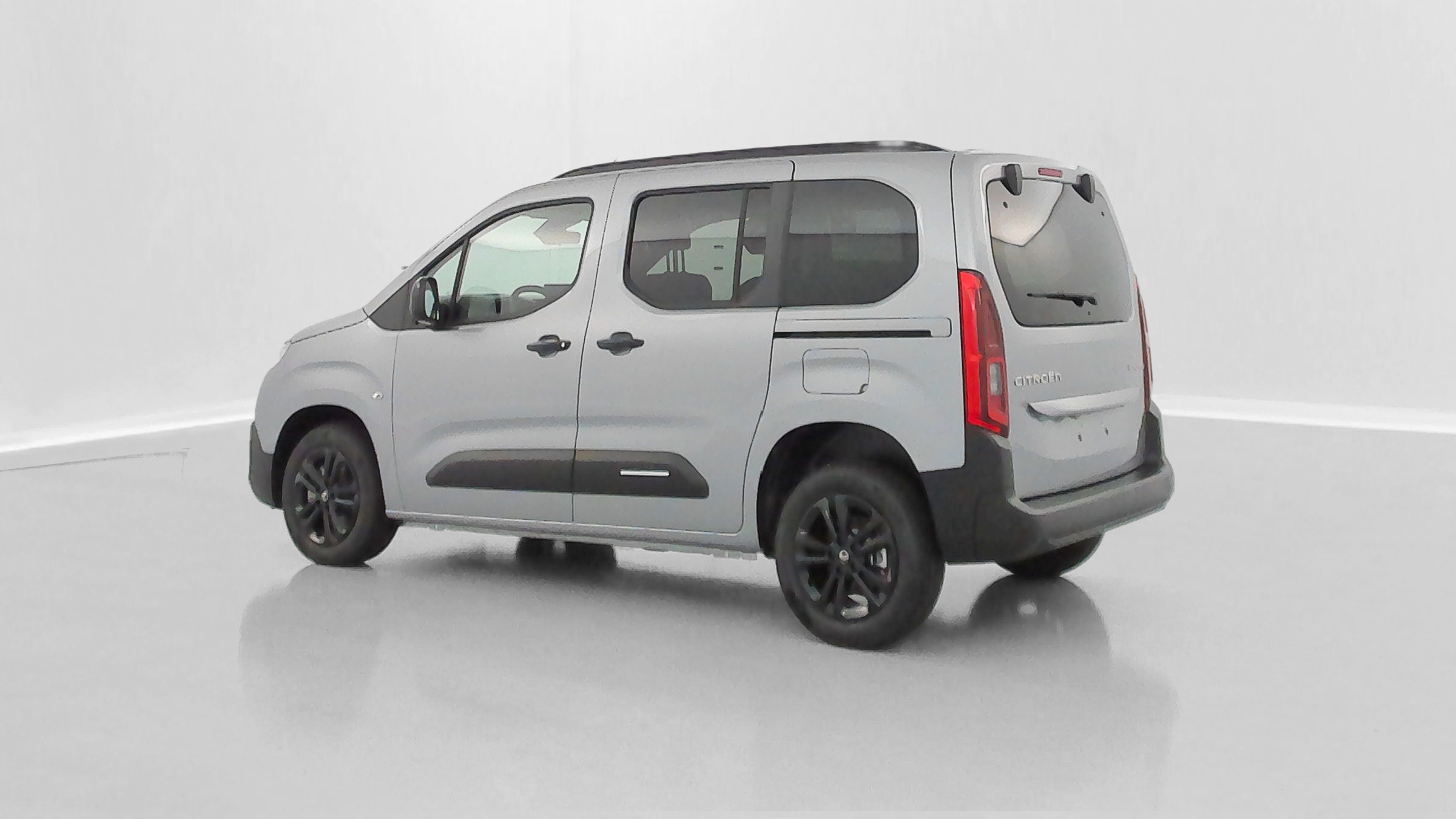 GLI00035030_p53 - CITROEN - BERLINGO - 2025 - photo 25