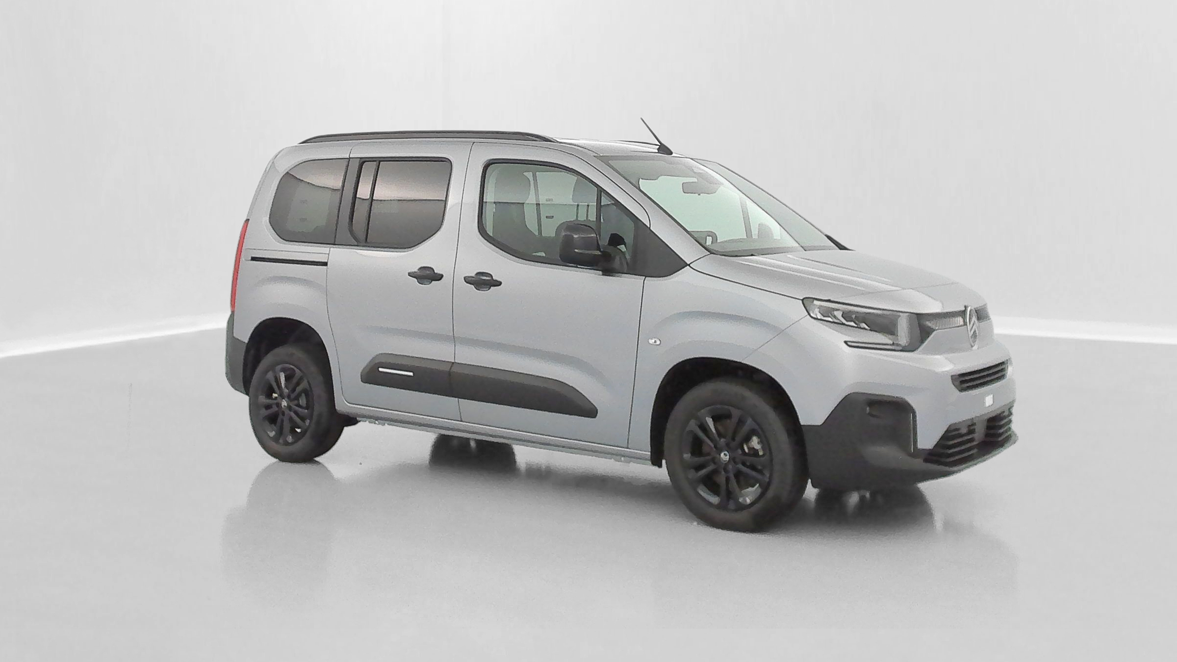 GLI00035030_p53 - CITROEN - BERLINGO - 2025 - photo 27
