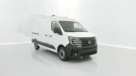 GLI00011056_p53 - NISSAN - INTERSTAR - 2025