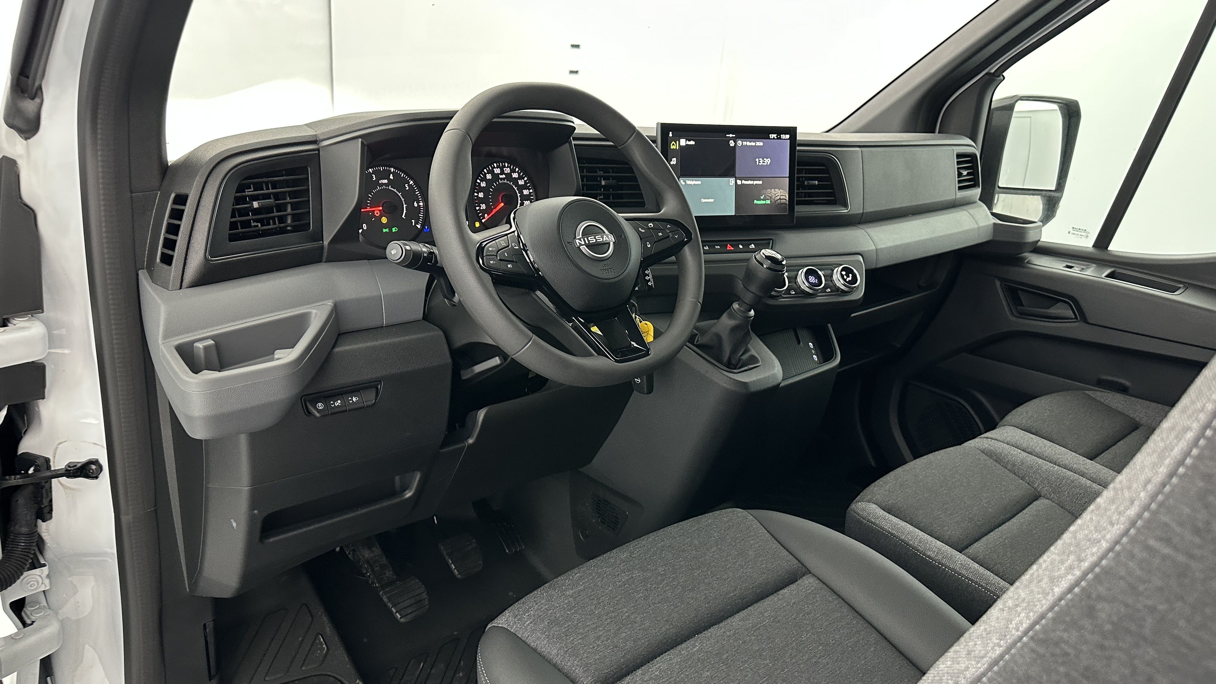GLI00011056_p53 - NISSAN - INTERSTAR - 2025 - photo 6