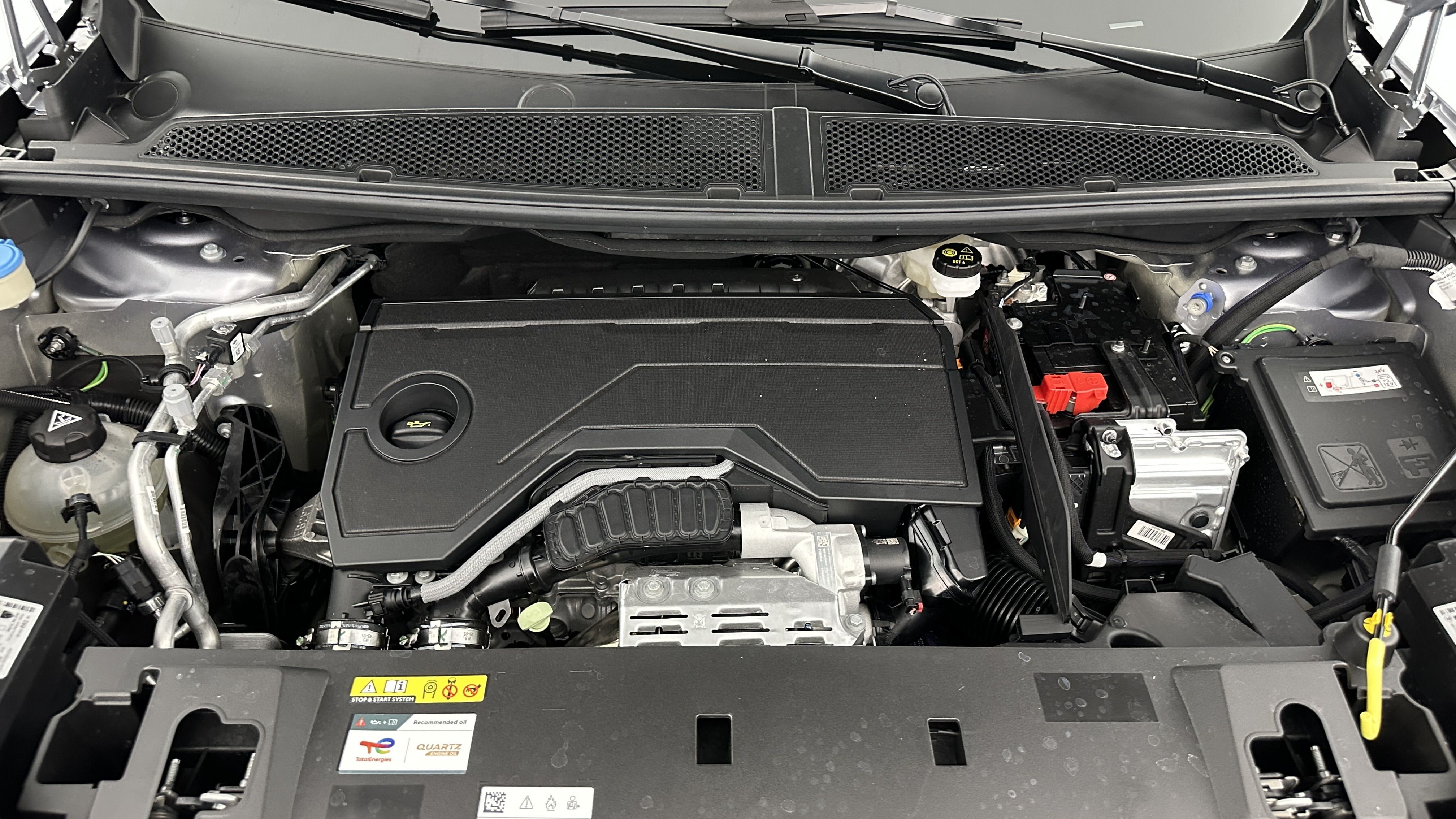 GLI00036202_p53 - PEUGEOT - 5008 - 2025 - photo 12