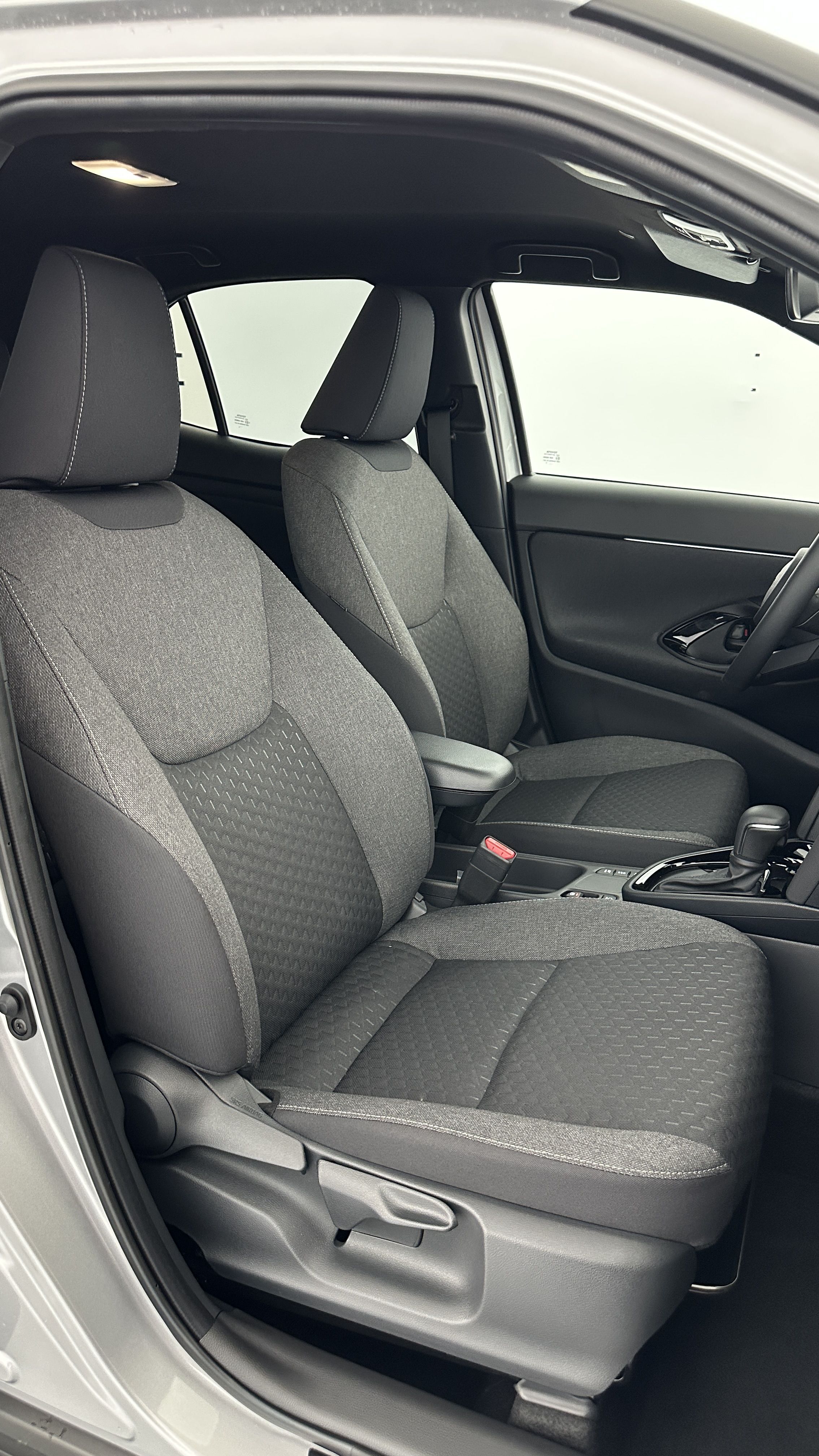 GLI00036693_p53 - TOYOTA - YARIS CROSS - 2026 - photo 17