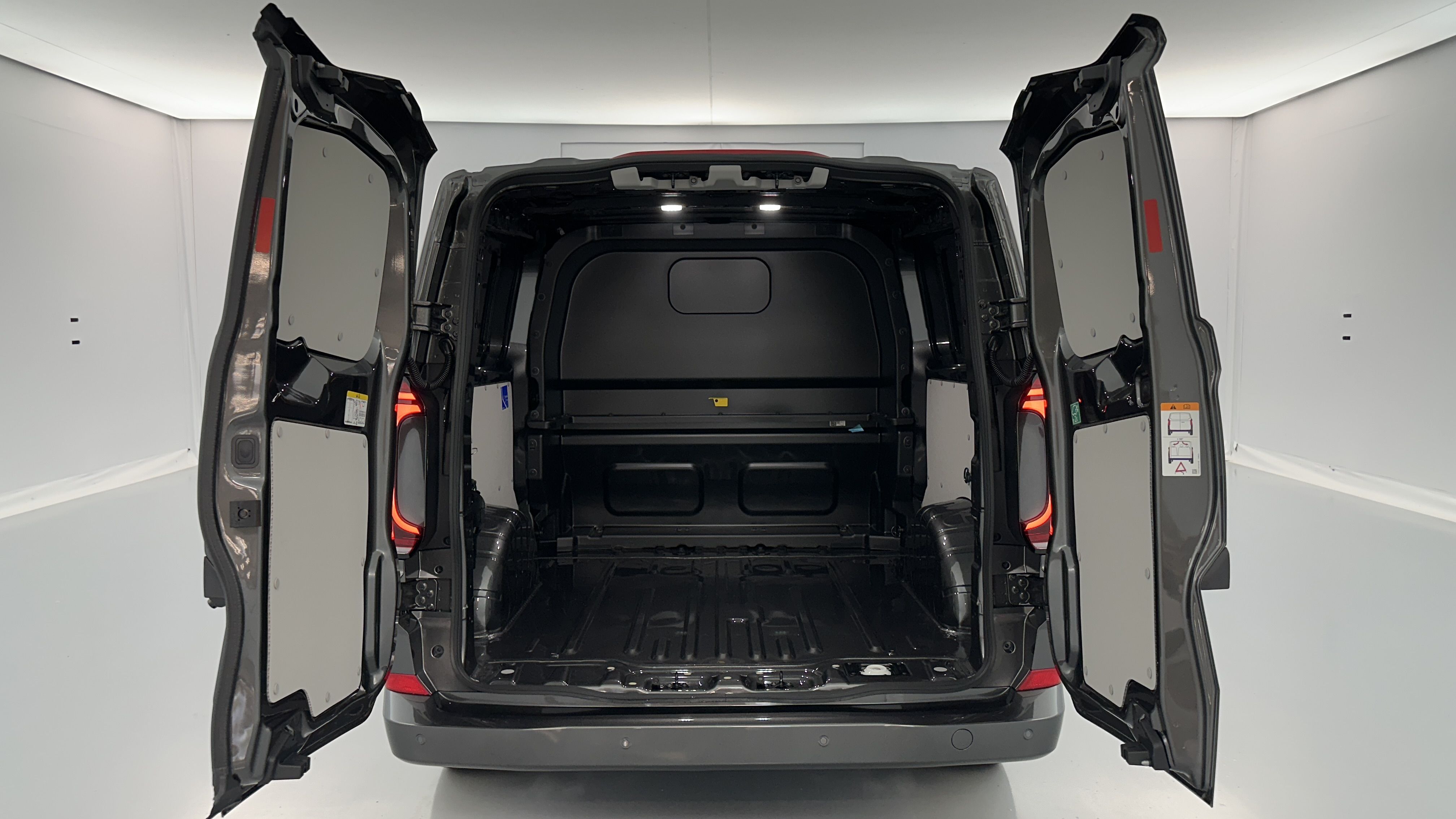 GLI00035050_p53 - VOLKSWAGEN - TRANSPORTER PROCAB - 2026 - photo 9
