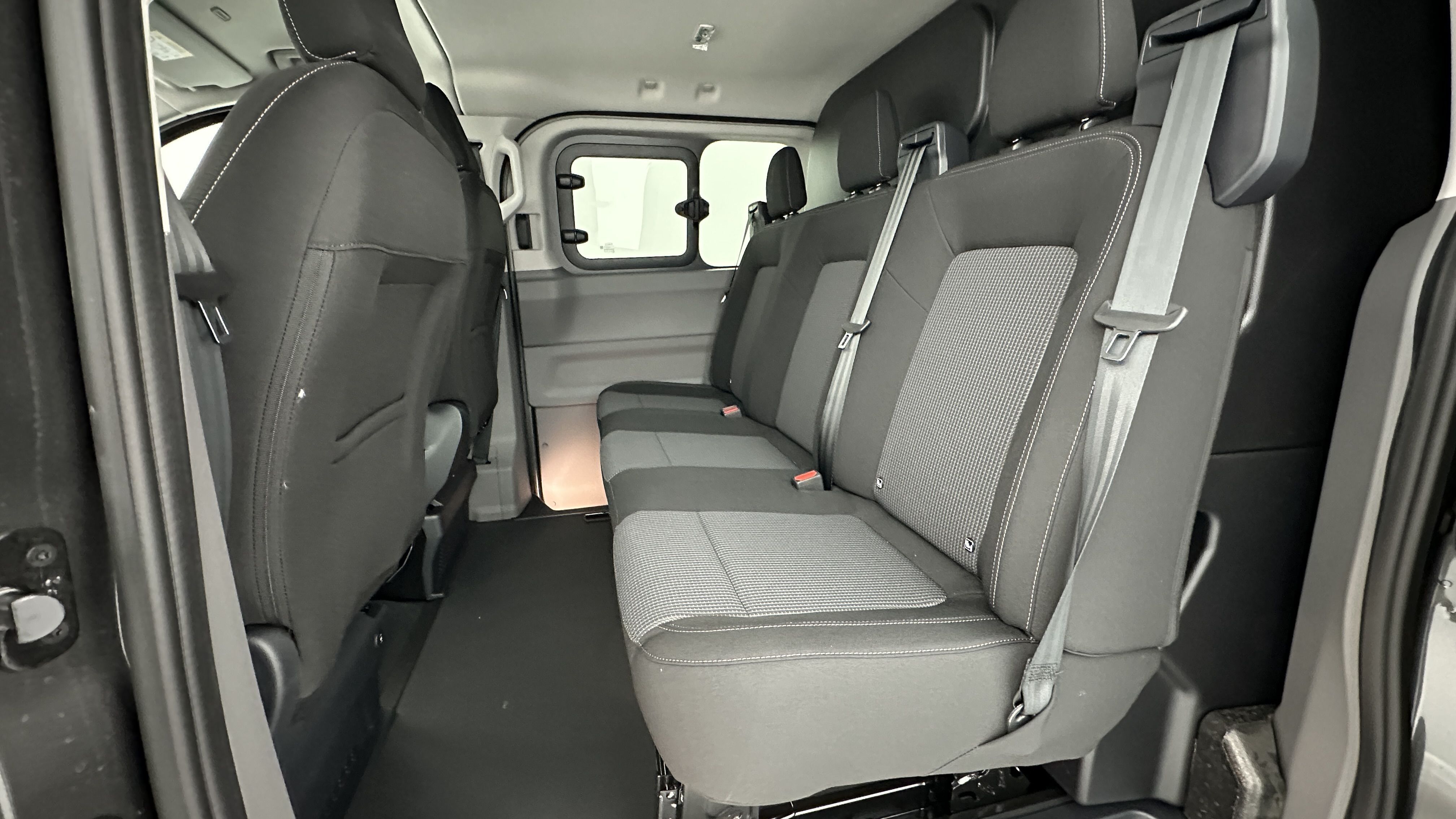 GLI00035049_p53 - VOLKSWAGEN - TRANSPORTER PROCAB - 2026 - photo 8