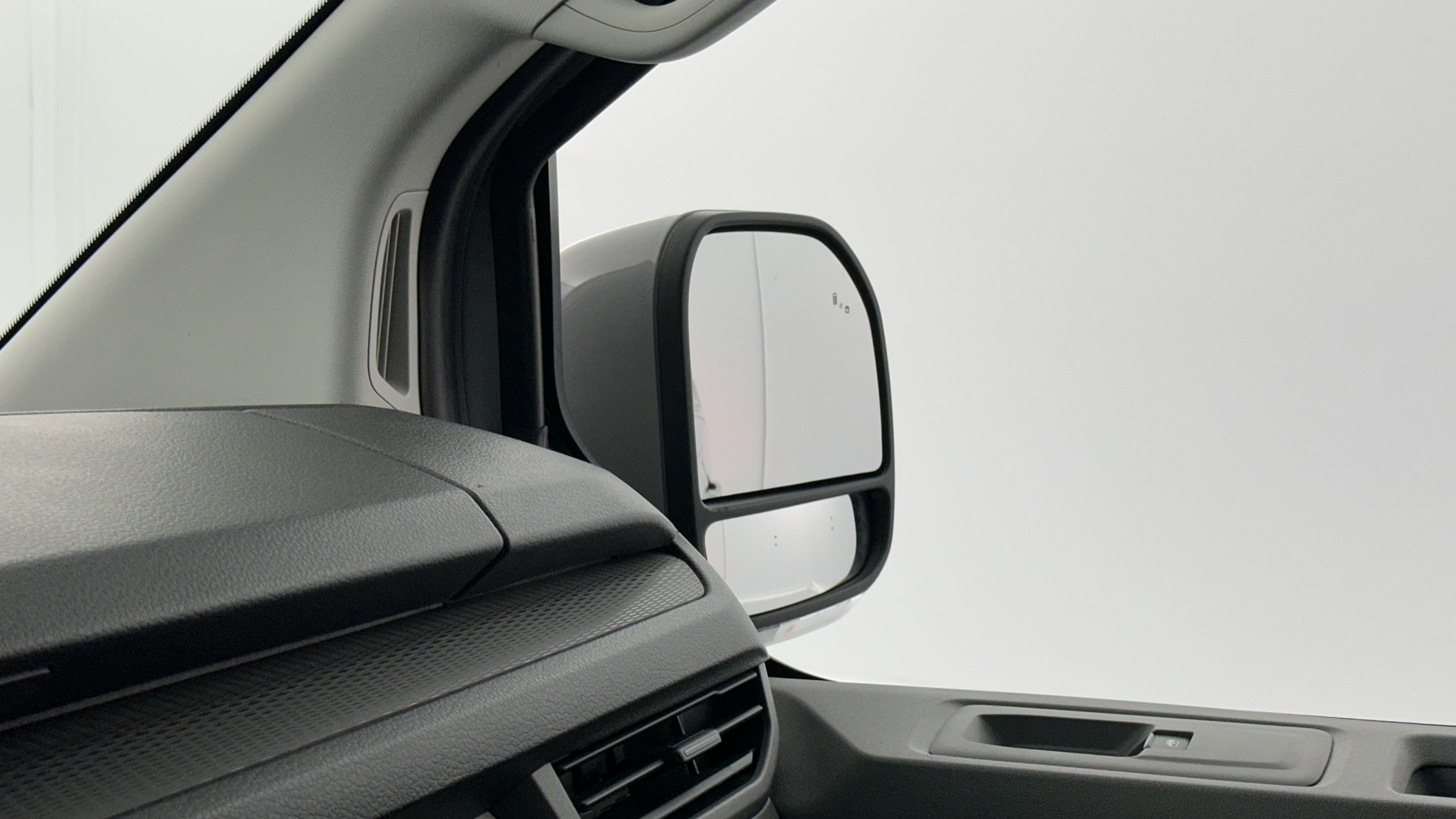 GLI00035054_p53 - VOLKSWAGEN - TRANSPORTER - 2026 - photo 17