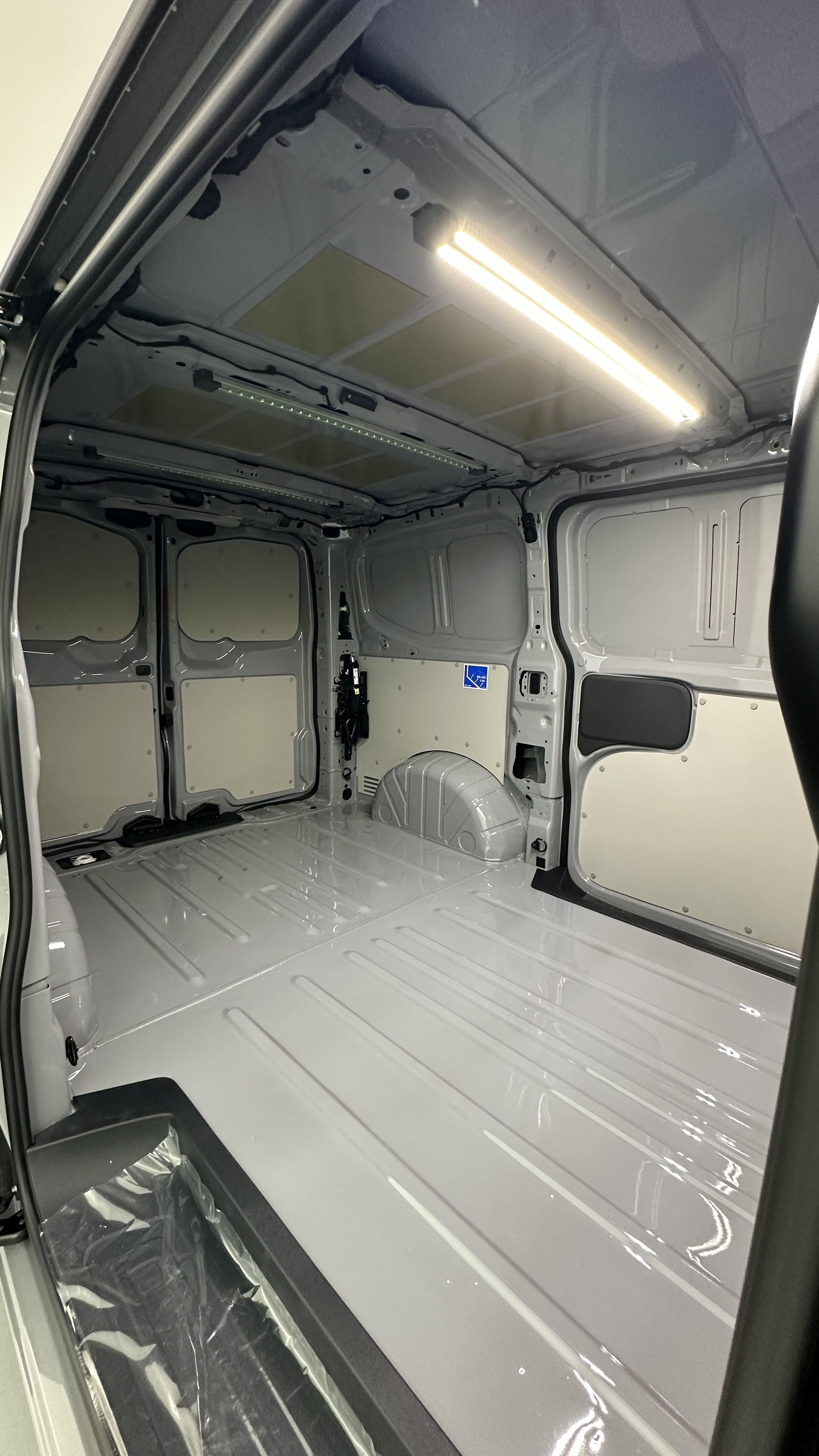GLI00035053_p53 - VOLKSWAGEN - TRANSPORTER - 2026 - photo 8