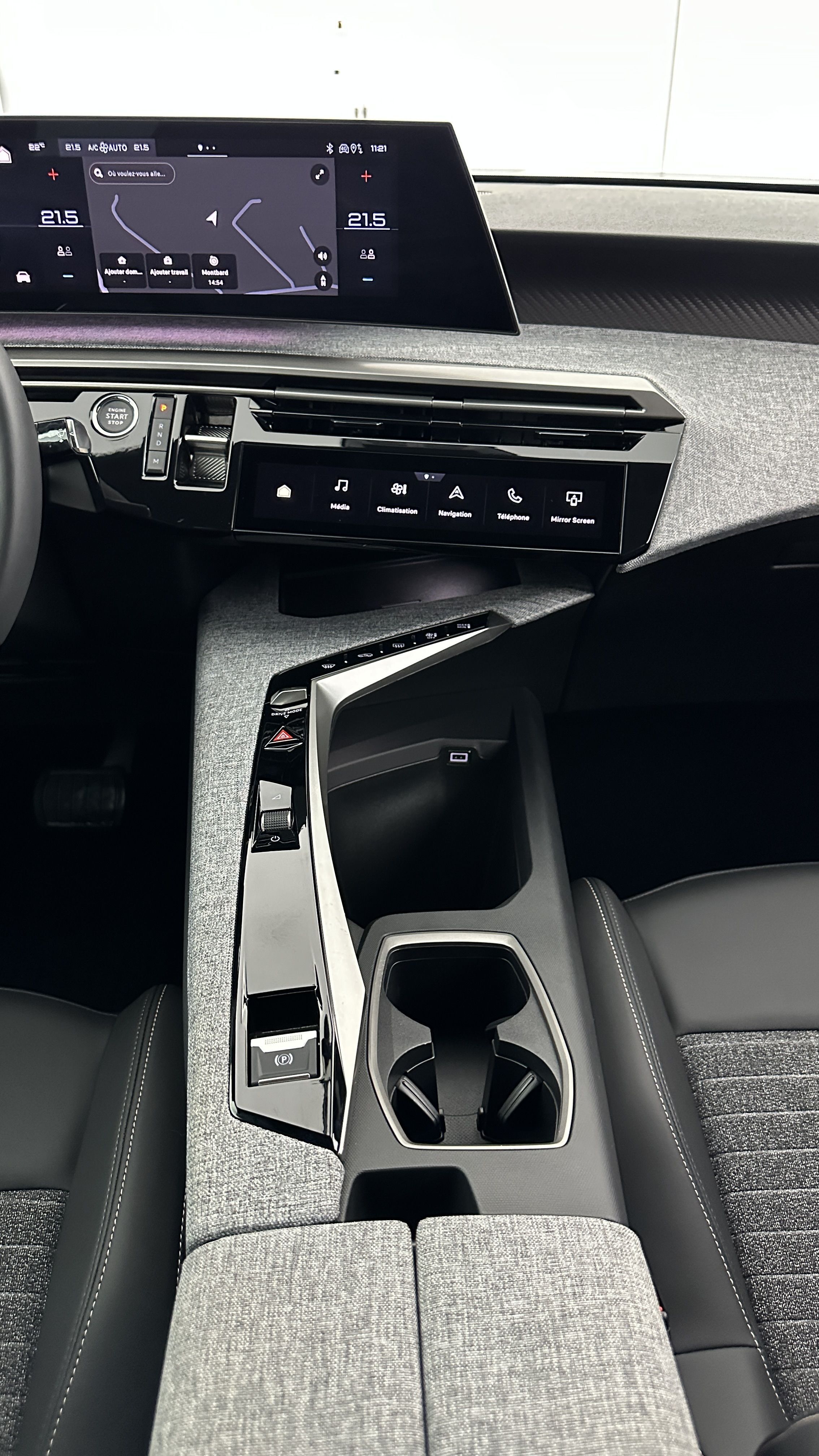 GLI00036165_p53 - PEUGEOT - 3008 - 2025 - photo 16