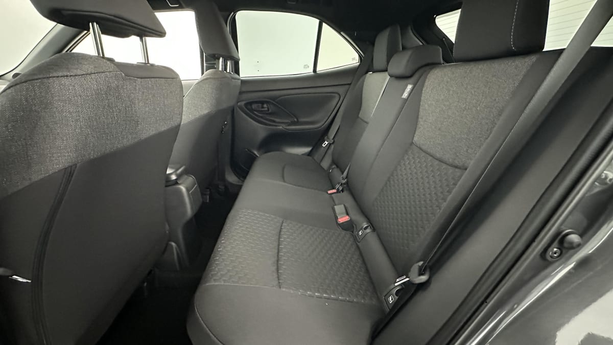 394835_p2 - TOYOTA - YARIS CROSS - 2026 - photo 8