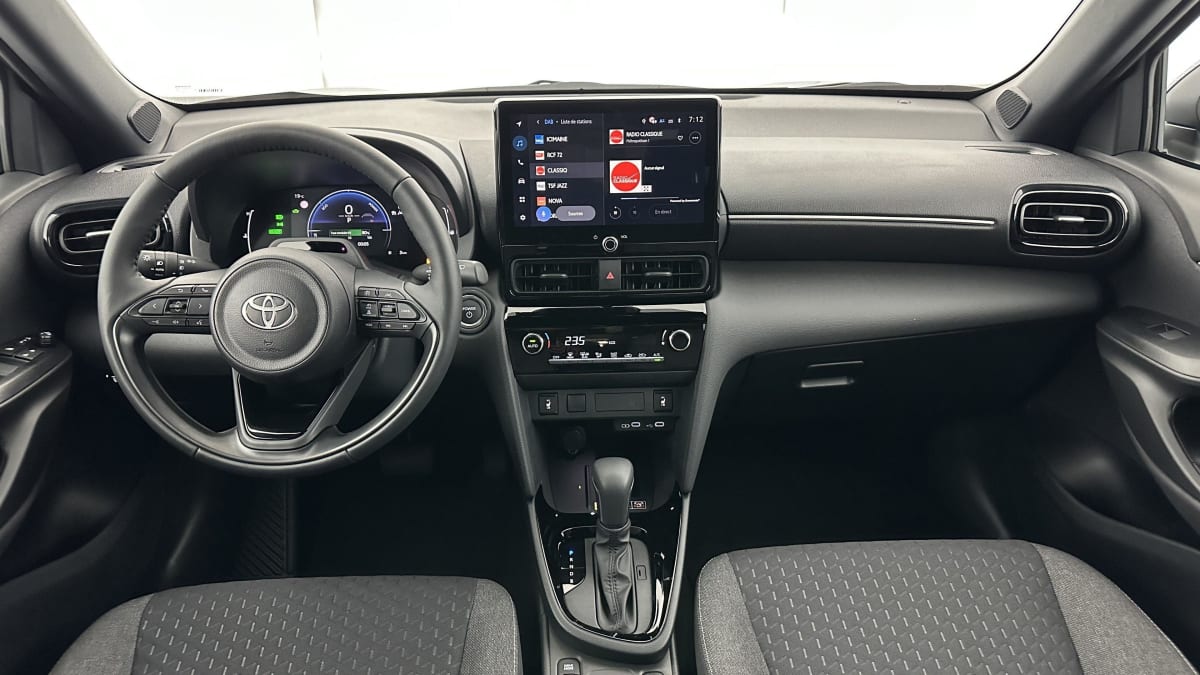 394529_p2 - TOYOTA - YARIS CROSS - 2026 - photo 7