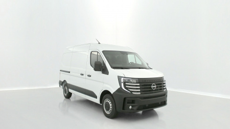 GLI00011033_p53 - NISSAN - INTERSTAR - 2025