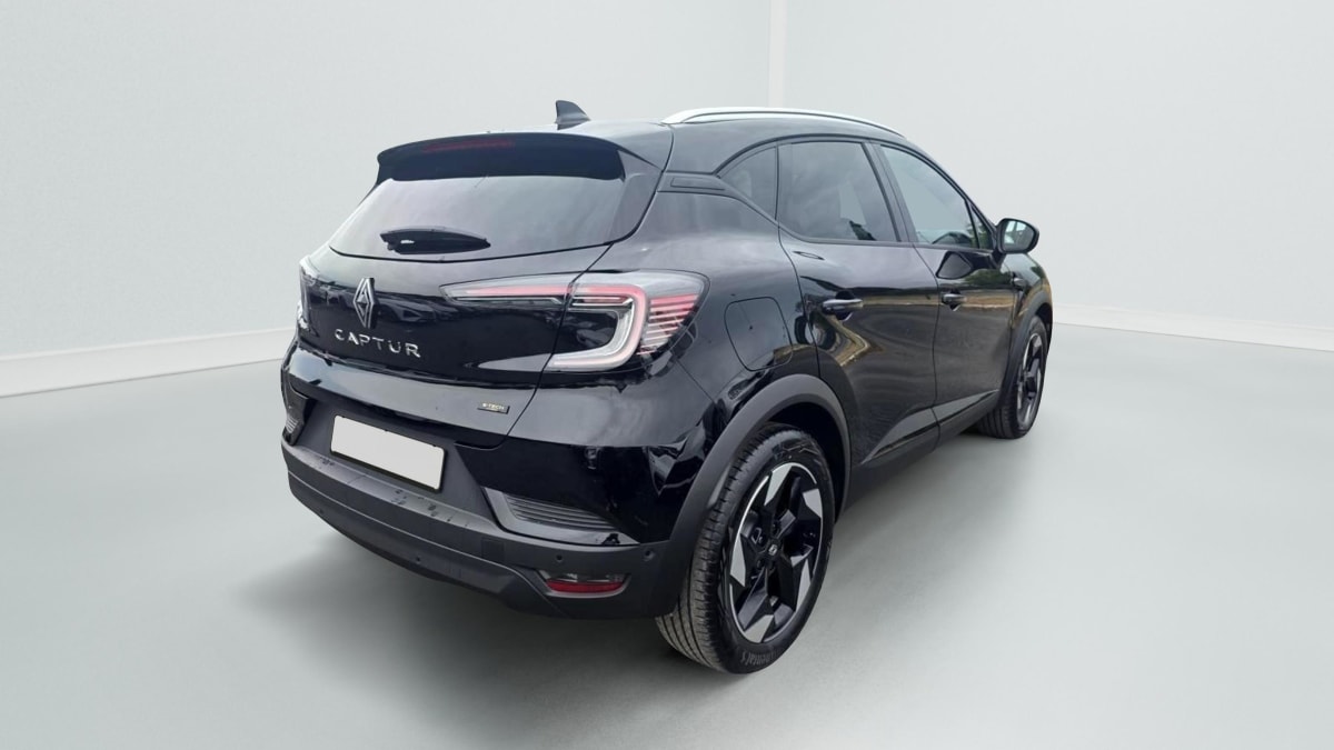 401398_p2 - RENAULT - CAPTUR - 2026 - photo 2