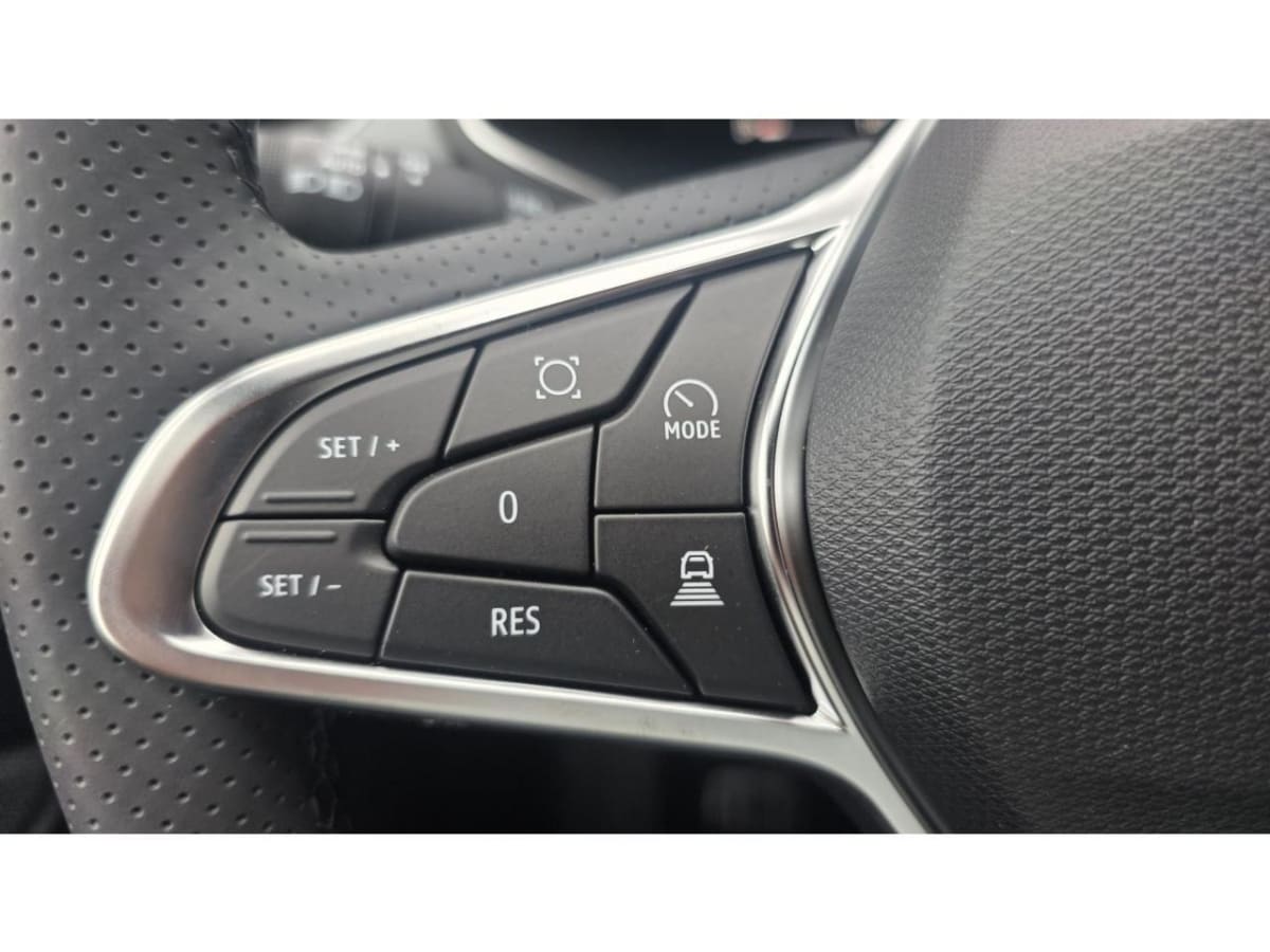 401398_p2 - RENAULT - CAPTUR - 2026 - photo 7