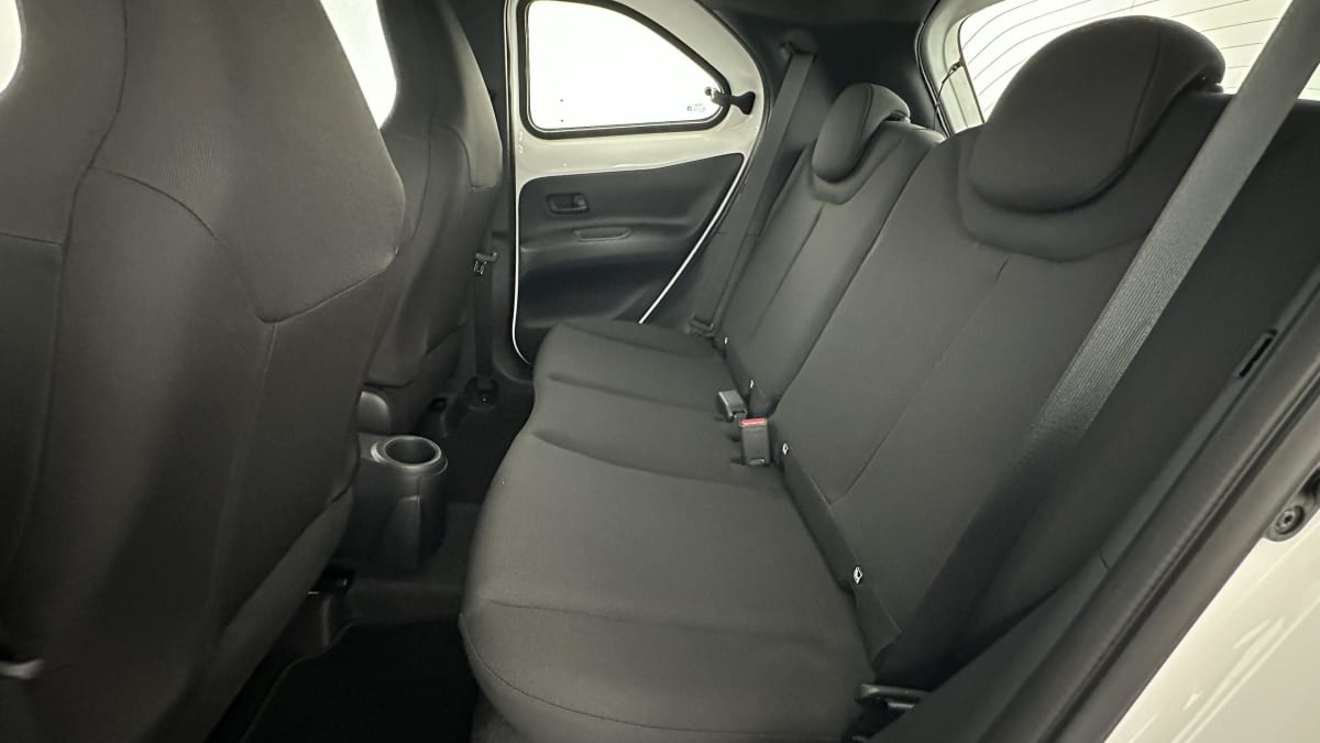401664_p2 - TOYOTA - AYGO X - 2026 - photo 9