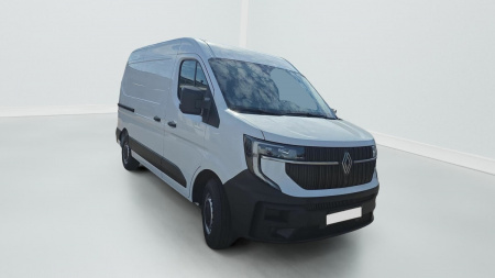 403715_p2 - RENAULT - MASTER - 2025