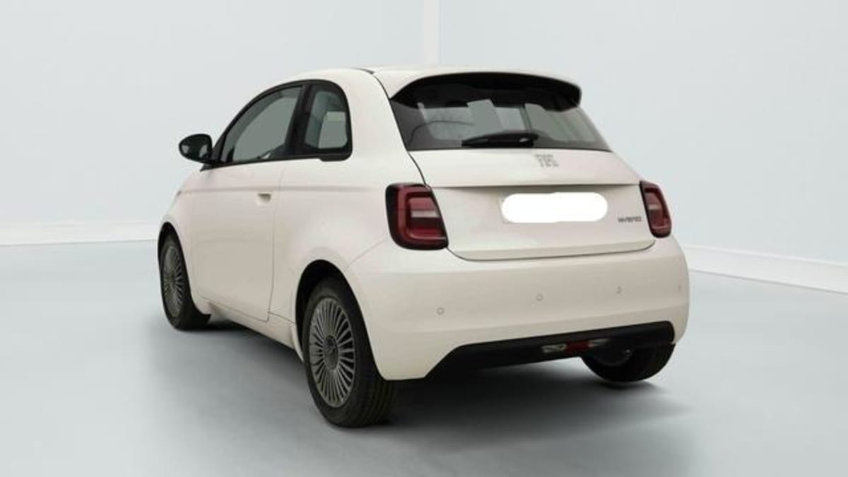 404921_p2 - FIAT - 500 - 2026 - photo 3