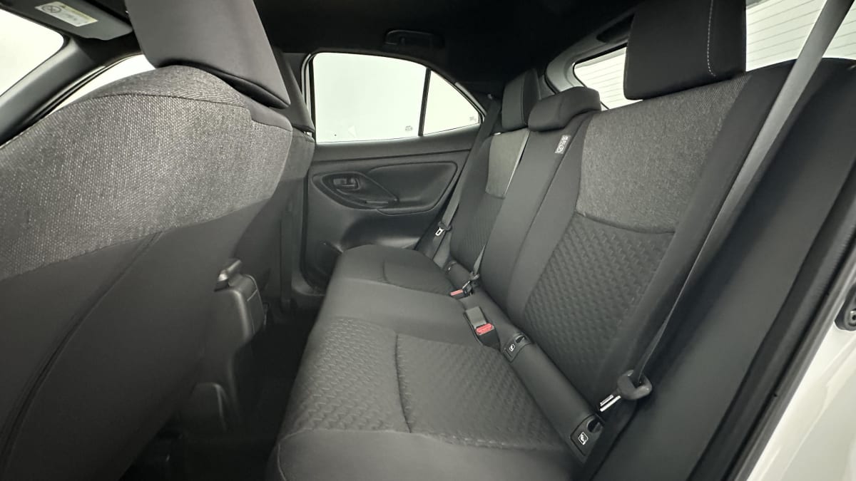 404222_p2 - TOYOTA - YARIS CROSS - 2026 - photo 8