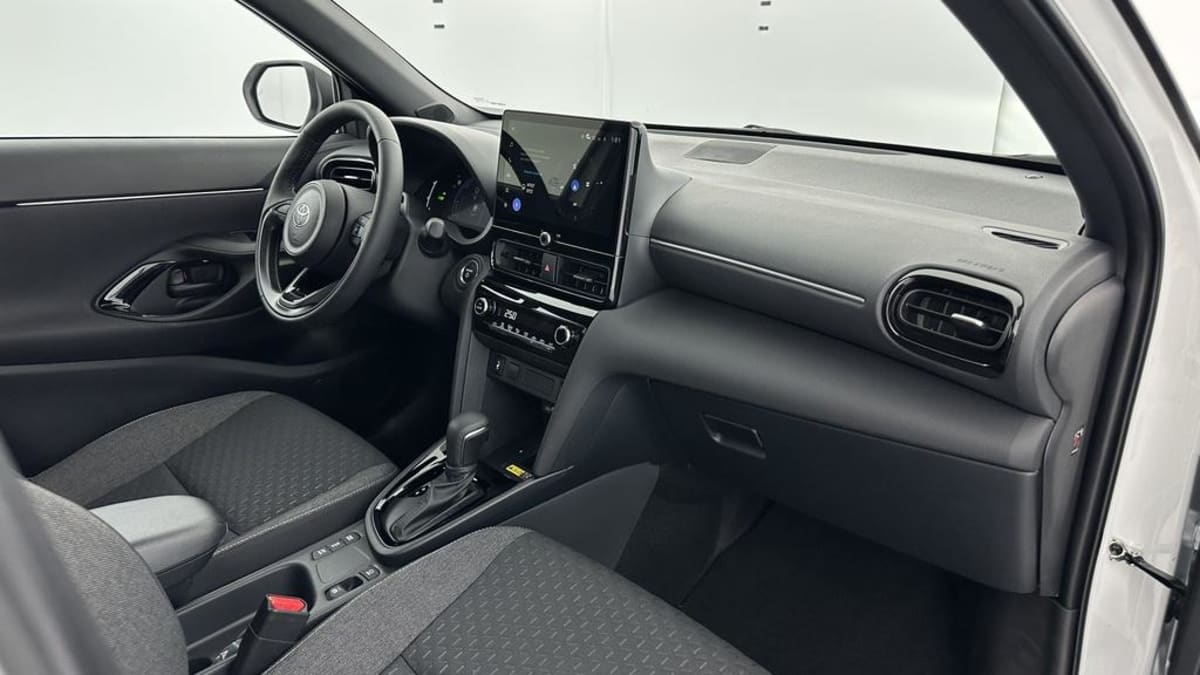 404222_p2 - TOYOTA - YARIS CROSS - 2026 - photo 7