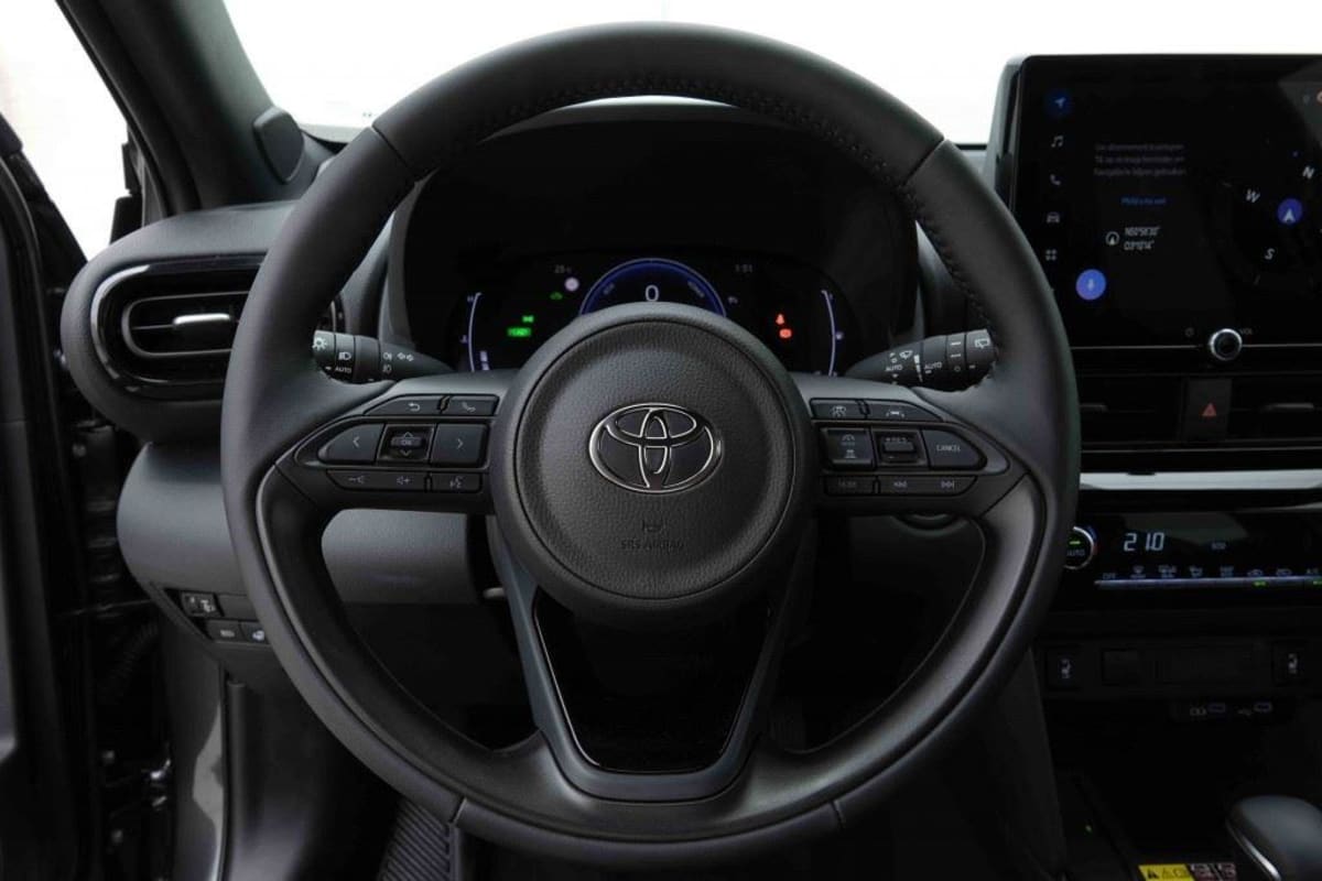 404144_p2 - TOYOTA - YARIS CROSS - 2026 - photo 10