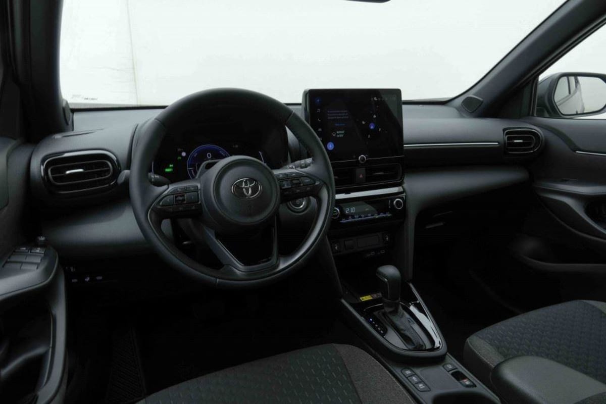 404144_p2 - TOYOTA - YARIS CROSS - 2026 - photo 8